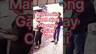 Thanh niên manh động gặp ngay chị hai võ to #csgt #automobile #csgt #xevinfast #xedien #csgt Thanh niên manh động gặp ngay chị hai võ to #csgt #automobile #csgt #xevinfast #xedien #csgt