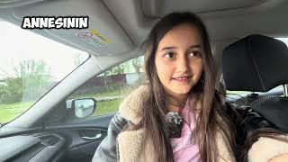 Elizya Ile Sokak Köpeği̇ Ni Çaldıksizce Iyi Mi Yaptık? Öpek