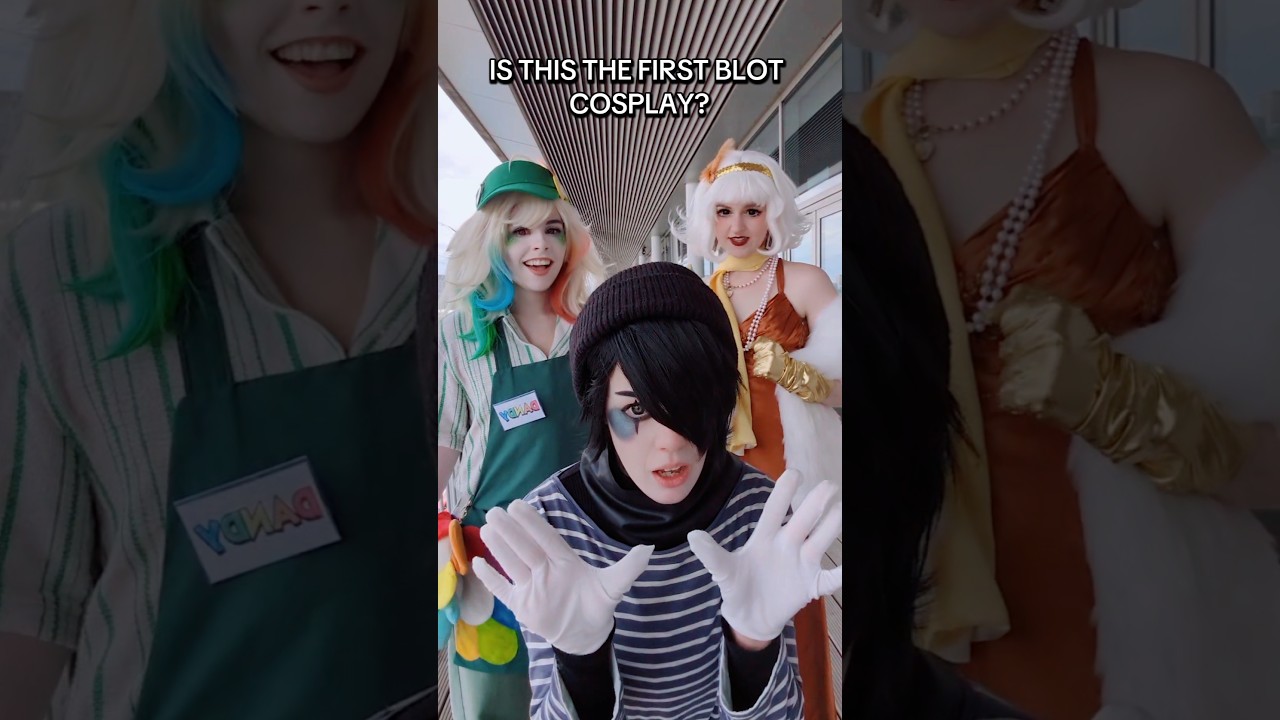 FIRST BLOT COSPLAY! @cospaste @newtsip  #dandysworld #cosplay #comiccon #roblox