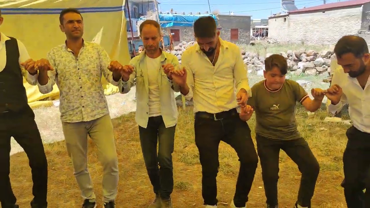 NİĞDE MELENDİZ ÇARDAK KÖYÜ HALAYİ Mustafa TERECİ