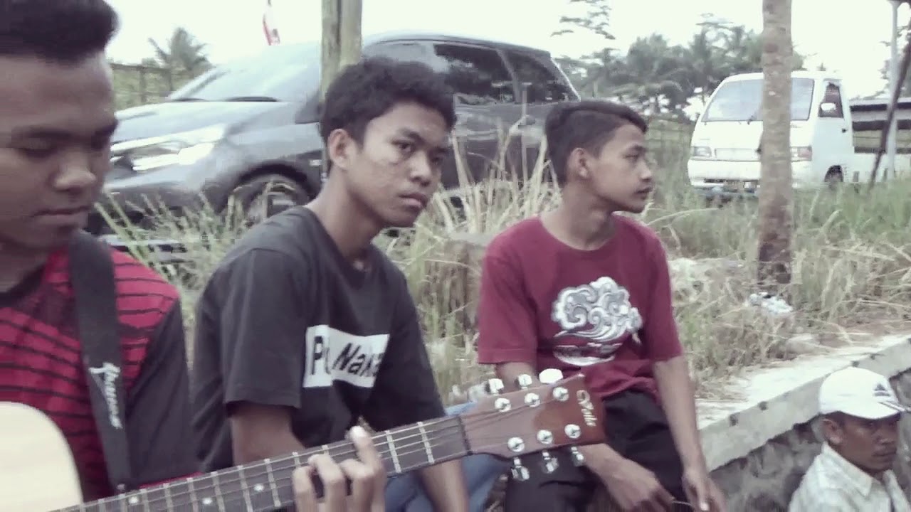 GUYONWATON OFFICIAL - SEBATAS TEMAN ( Unofficial Music Video) Cover By : SMPN 2 SALAMAN