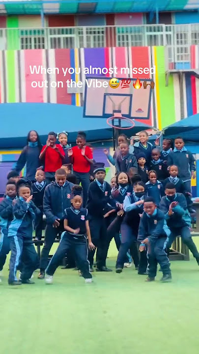 the kids dancing to #ngishutheni