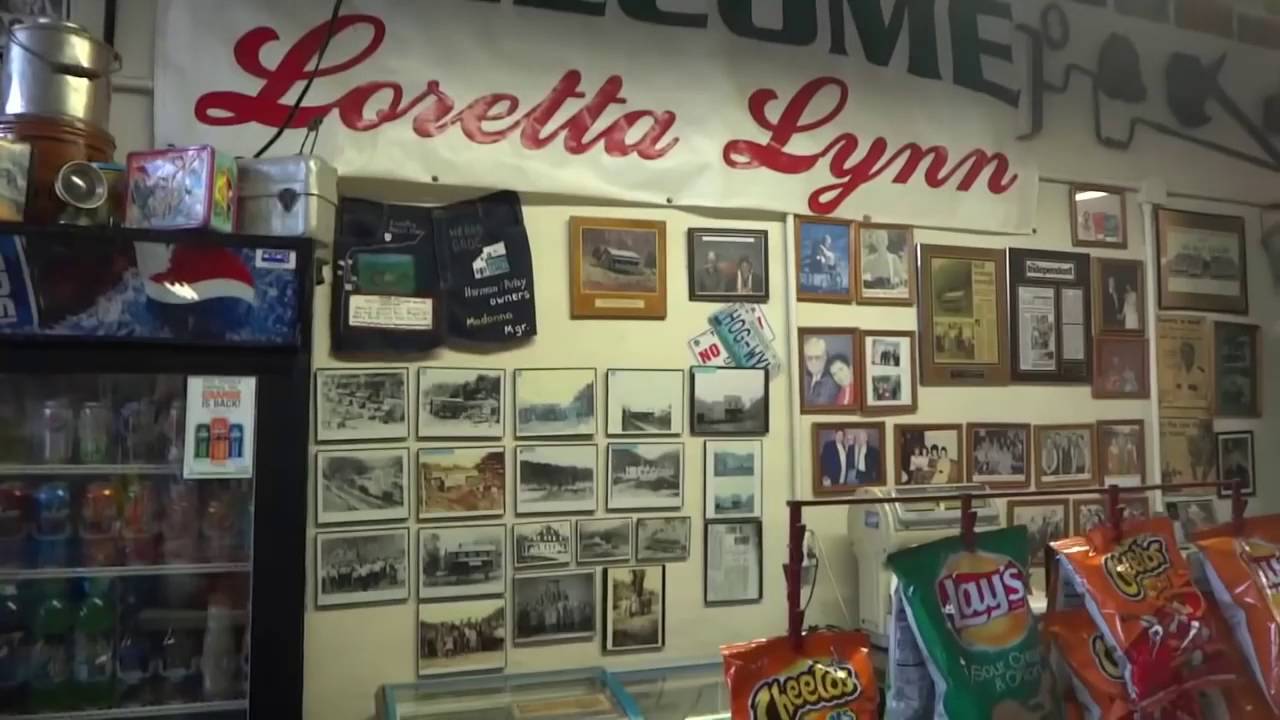 Road to Butcher Holler, Kentucky (Van Lear) Loretta Lynn's Home Place