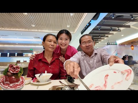 Cha Mẹ, Út Đi Rước Q, Cả Nhà Đi Ăn Lẩu Ngon Lắm, Nghe Út Nói Thương Ghê Luôn 