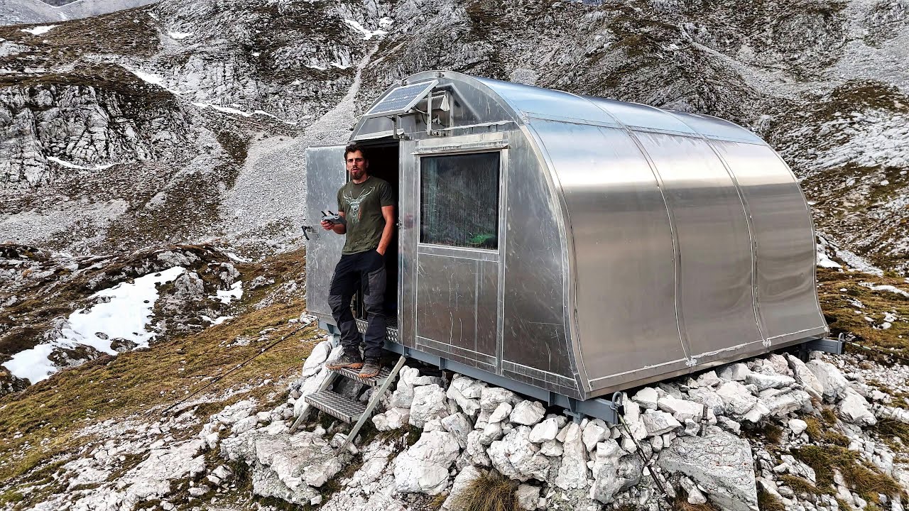 Metallbox mit Aussicht - Gefrorener Nebel