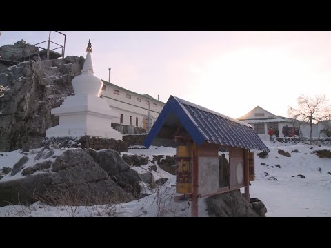 Буддисты получили ультиматум - съехать с горы и баста
