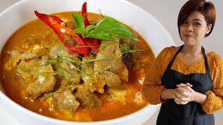 Rotes Thai-Curry mit Mango - vegan
