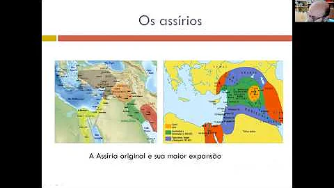 Que obras de arte e de arquitetura mais se destacaram entre o povo assírio?