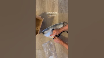 The only thing you need on a night out #flask #lifehack #secretflask #partyhack #flask #sneakalcohol