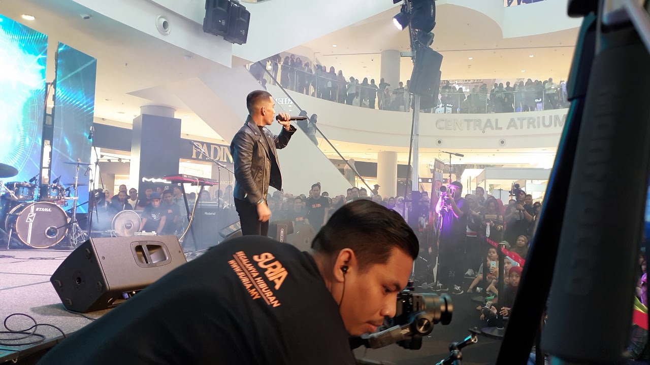 Get Naim Daniel Tuju Chord Gif