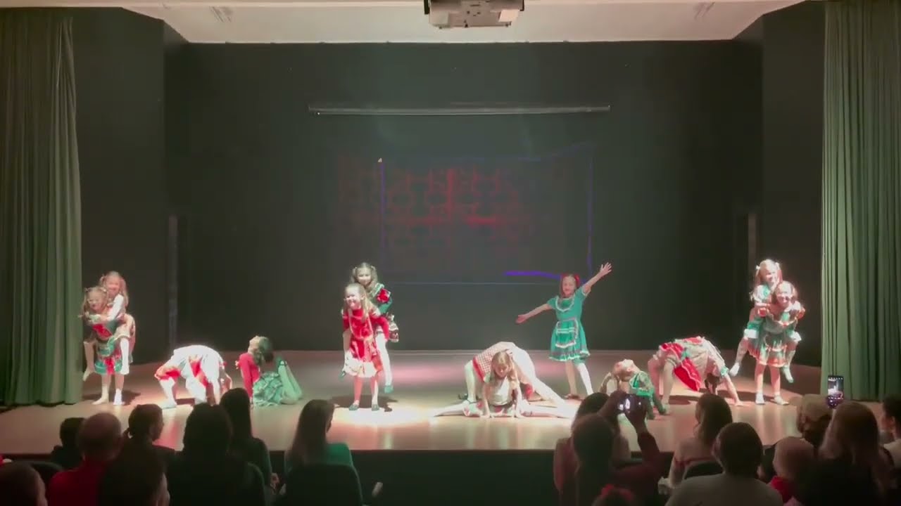 Coreografia Mulher Rendeira - infantil