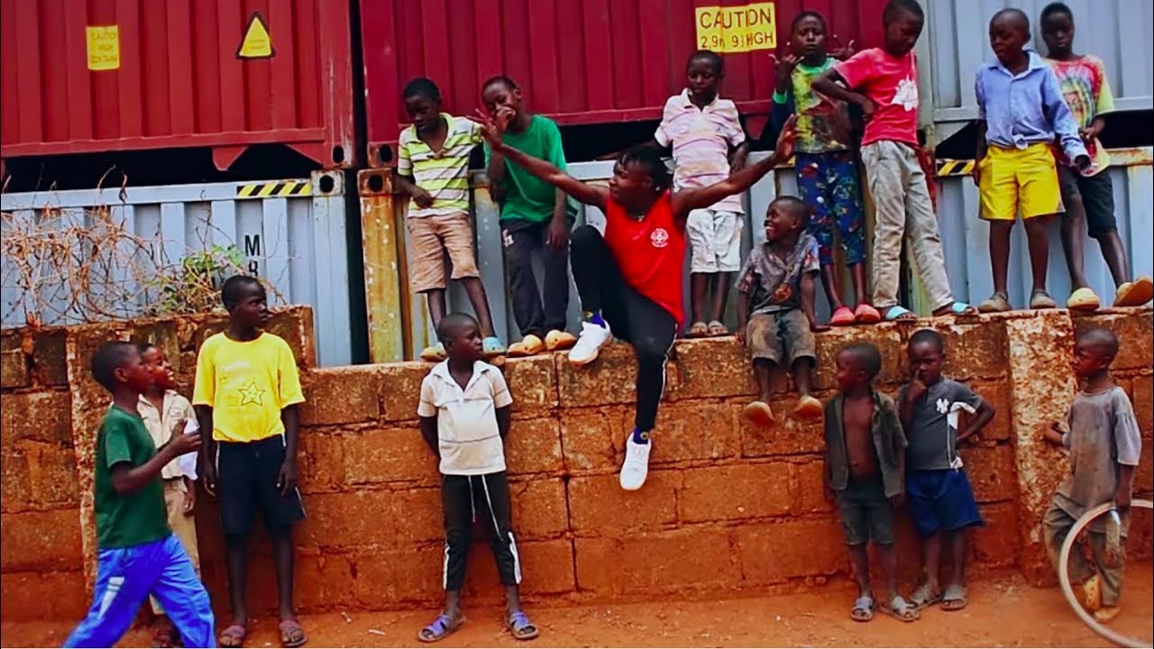 25Boyz feat. Silky Sunday - Friend