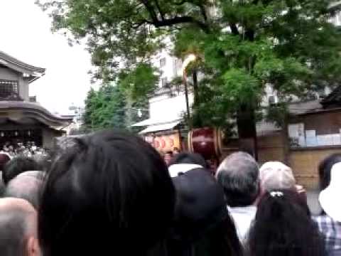 20120520浅草三社祭にて8