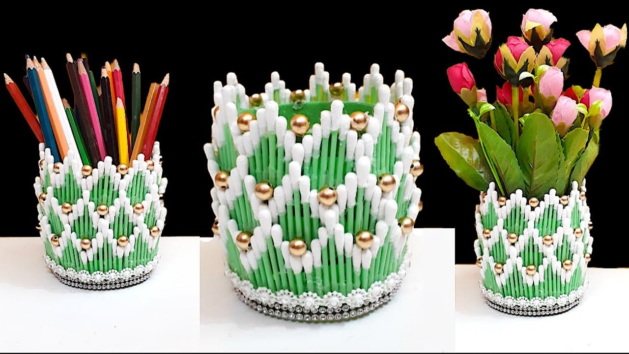 Flower vase/Pen from plastic bottle & Earbuds DIY