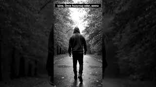 Yalnızlık Etrafında Kimse Olmayınca Değil...