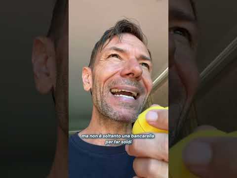 Video Vendono limonata per comprare il motorino segnalati alla polizia