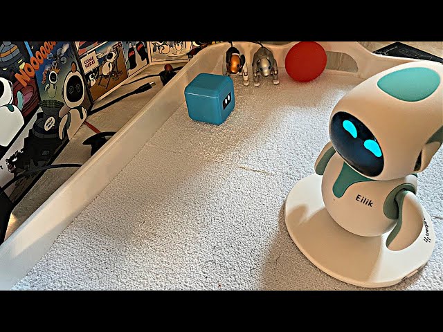 Eilik: unboxing y primeras impresiones de un robot interactivo para tu  escritorio 