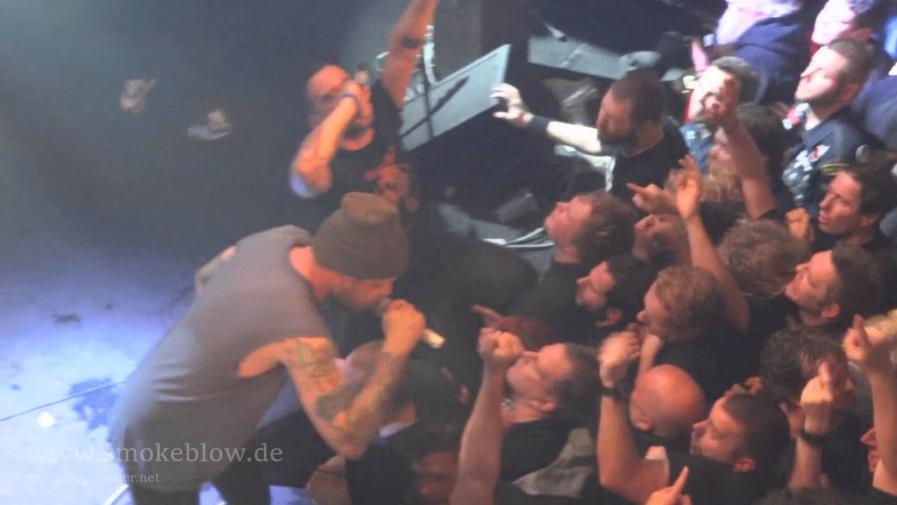 Smoke Blow live in Hamburg 2015 - 777 Bloodrock / Police Robots / Mexico