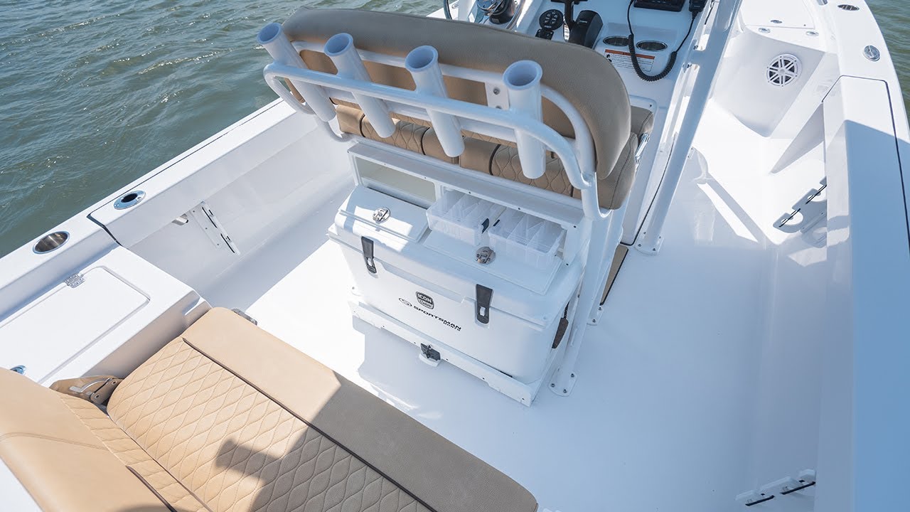 Sportsman Masters 227 Bay Boat - Under Leaning Post Tackle Storage