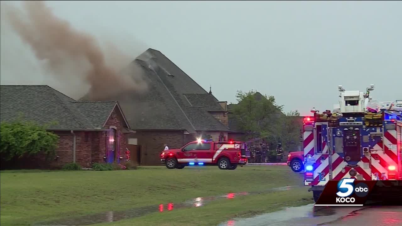 Oklahoma City crews battle at least 2 house fires started by lightning ...