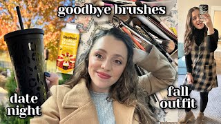VLOG // fave coffee maker & creamer, OH I colored my hair + getting rid of all my brushes