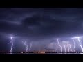 صوت المطر و الرعد لمدة 4 دقائق