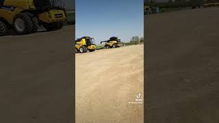 Conveyor Belt Lives Matter Too During Seeding #shorts #plant2k23 #plant23 #fs22 #farming #mechanic Conveyor Belt Lives Matter Too During Seeding #shorts #plant2k23 #plant23 #fs22 #farming #mechanic