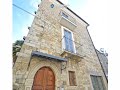 Habitable stone property with original period floors for sale in Italy