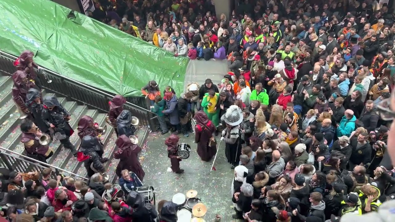 Rotsee-Husaren - Bahnhof Guuggete 2023 - Einmarsch