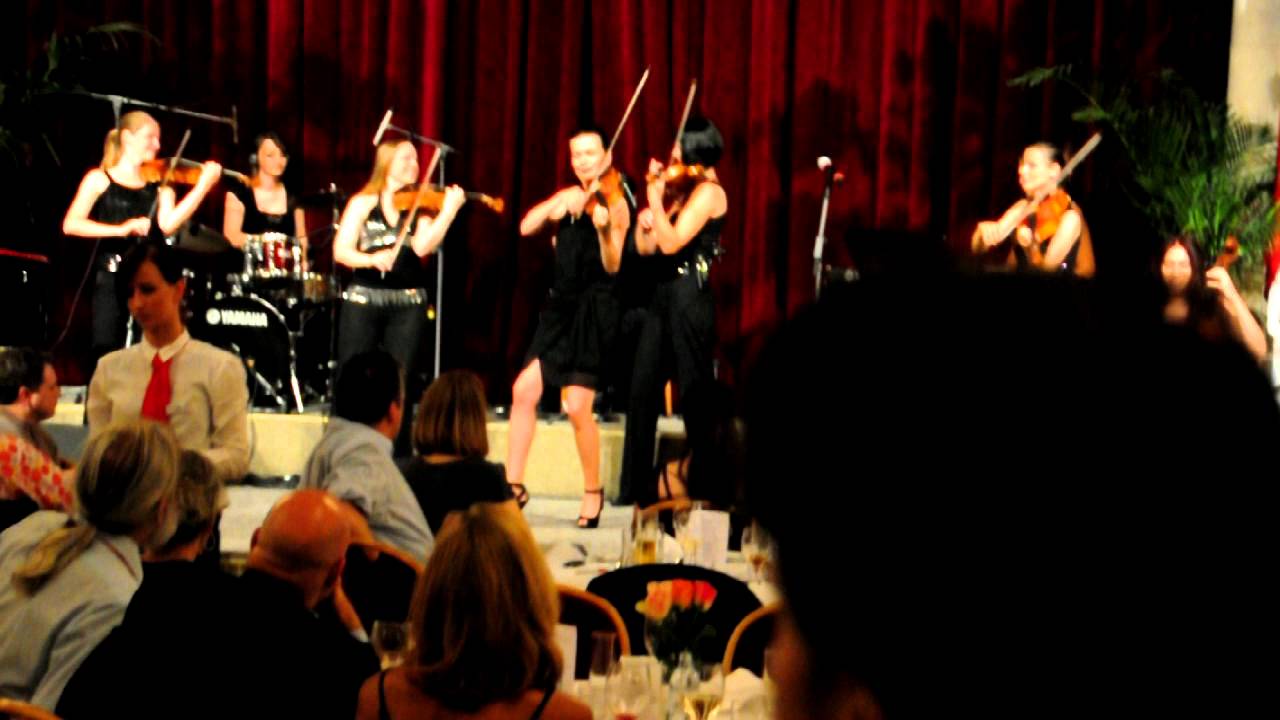 Rondo Vienna performing at the Wiener Rathaus