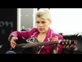 Capture de la vidéo Ovation Guitars - Kaki King