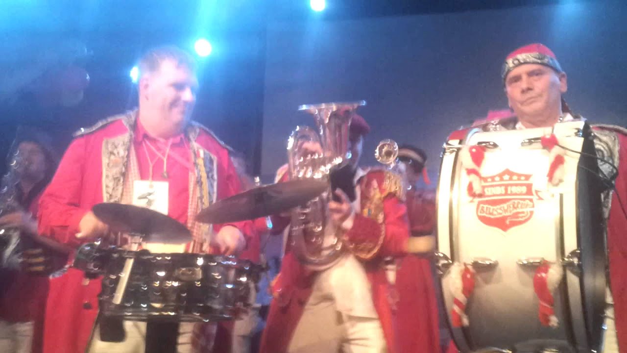 Blusswerruk @ pullevulle