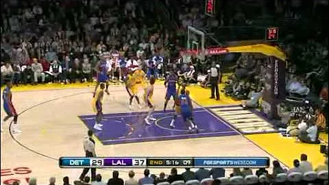 (2011) McGrady owns Kobe! It's true! 14pts vs Lakers