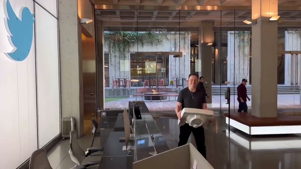 JUST LET THAT SINK IN: Elon Musk Officially Enters Twitter HQ Carrying Kitchen Sink