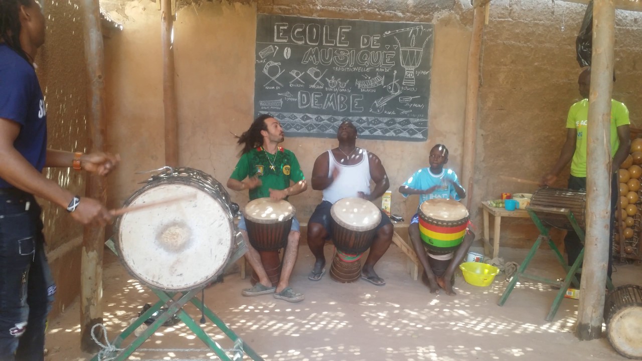 Amidou Balani chez Zoumana dembele djembe master in Bobo