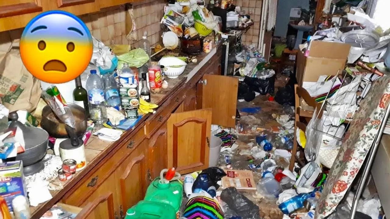 😫You Can Lose 20 Pounds, But Are You Willing To Live In A House Like This? #Hoarding