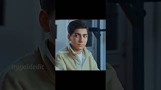 Kötü Olmasına Rağmen Sakince Yedilerıkırlangıç Ürel Üçükçeşme