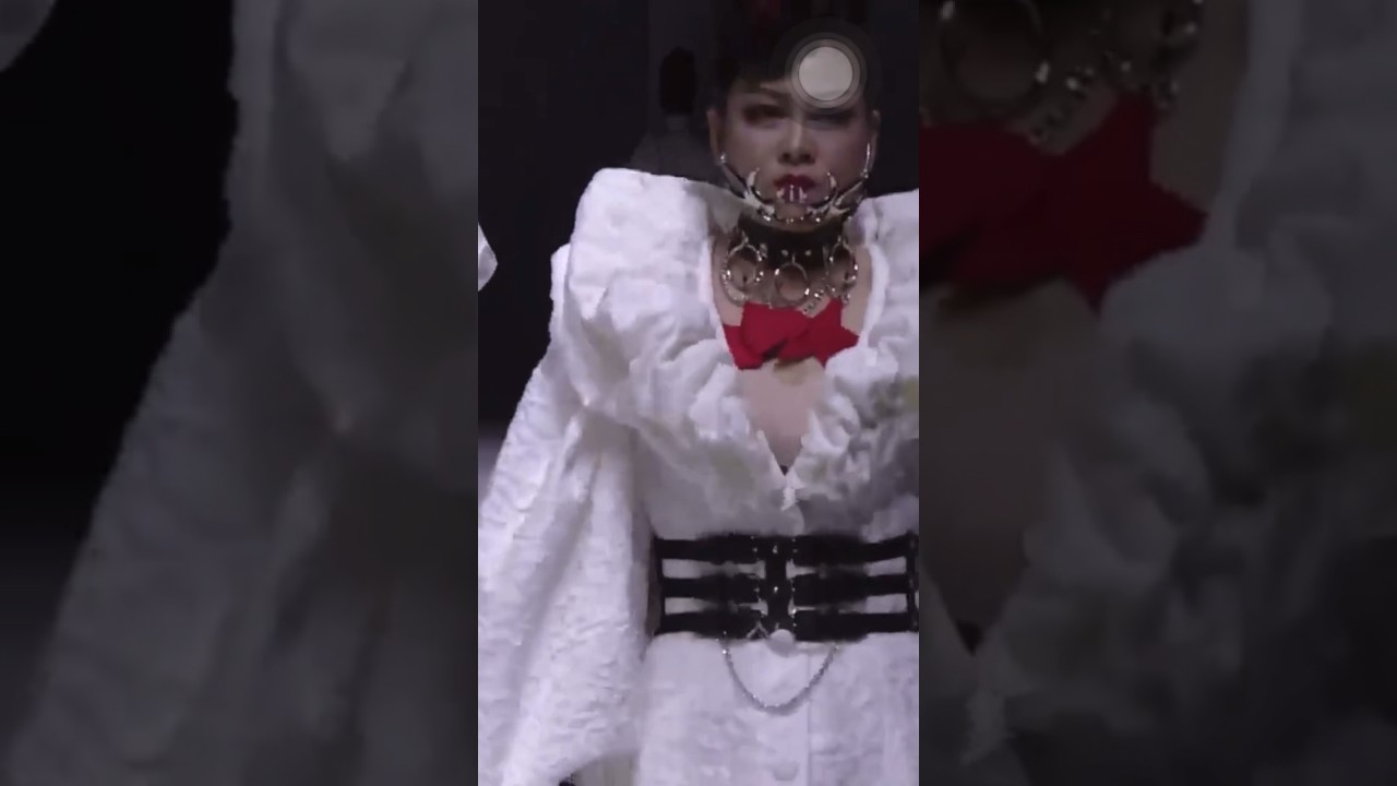 Shenzhen fashion week: Hu Sheguang 