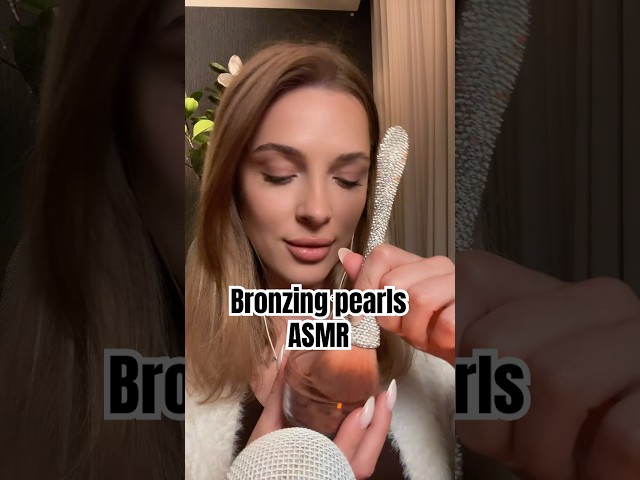 2 minutes of bronzing pearls 😴💤#asmr #asmrmakeup #bronzingpearls #britishasmr #uk