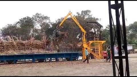 BULL CONCRETE RADIAL LOADER FOR SUGARCANE UNLOADING