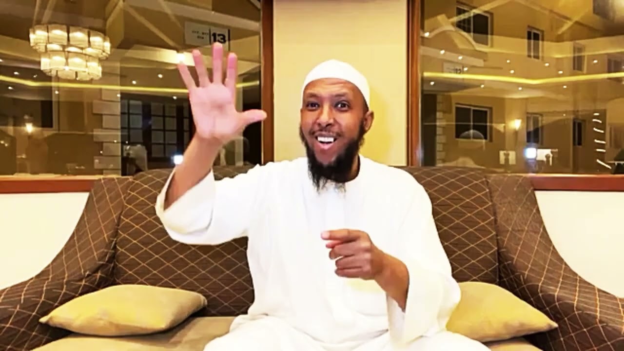 قصة مؤثرة شاب بر بوالديه فحصل على بركة في زوجة وصار غني بعد وفاتهما وله أجر في الدنيا والآخرة