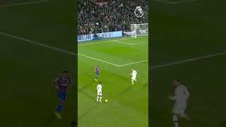 Bruno Fernandes Picks His Spot