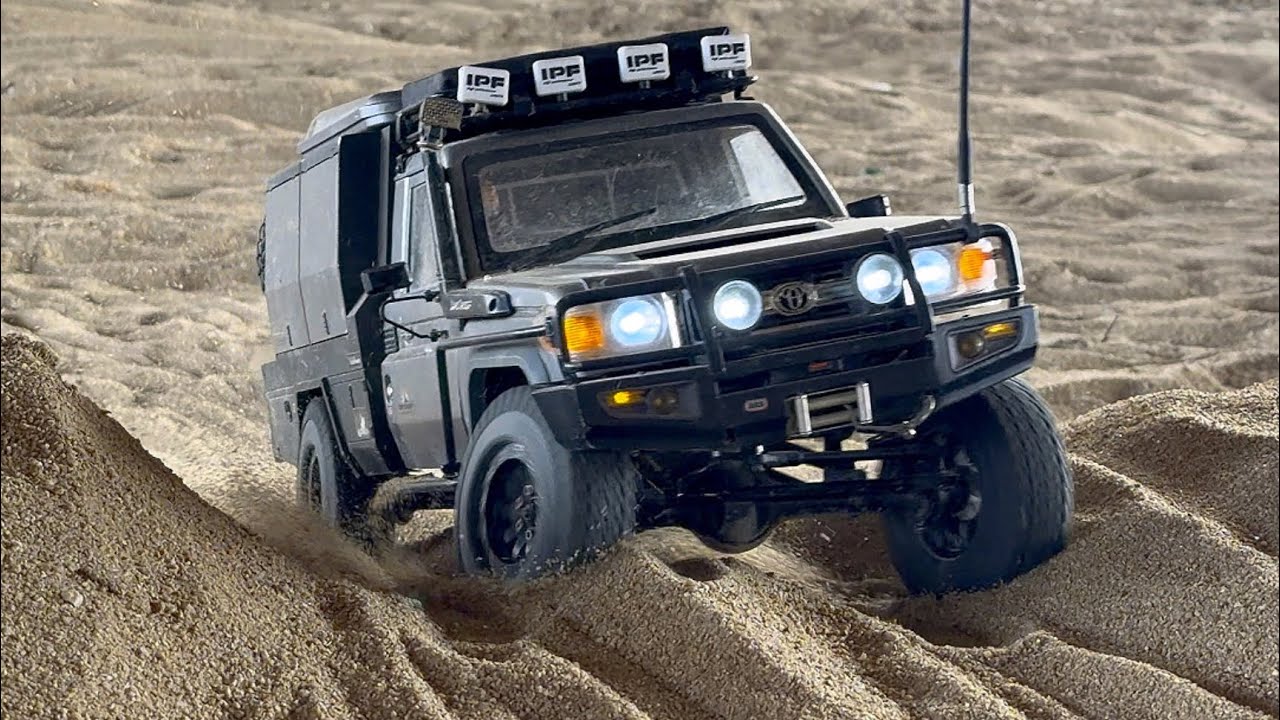 1/10 Scale RC4WD TF2(LWB) TOYOTA Land Cruiser Series 79|LC70| Camper St. Off-Road Driving 4X4 RC Car