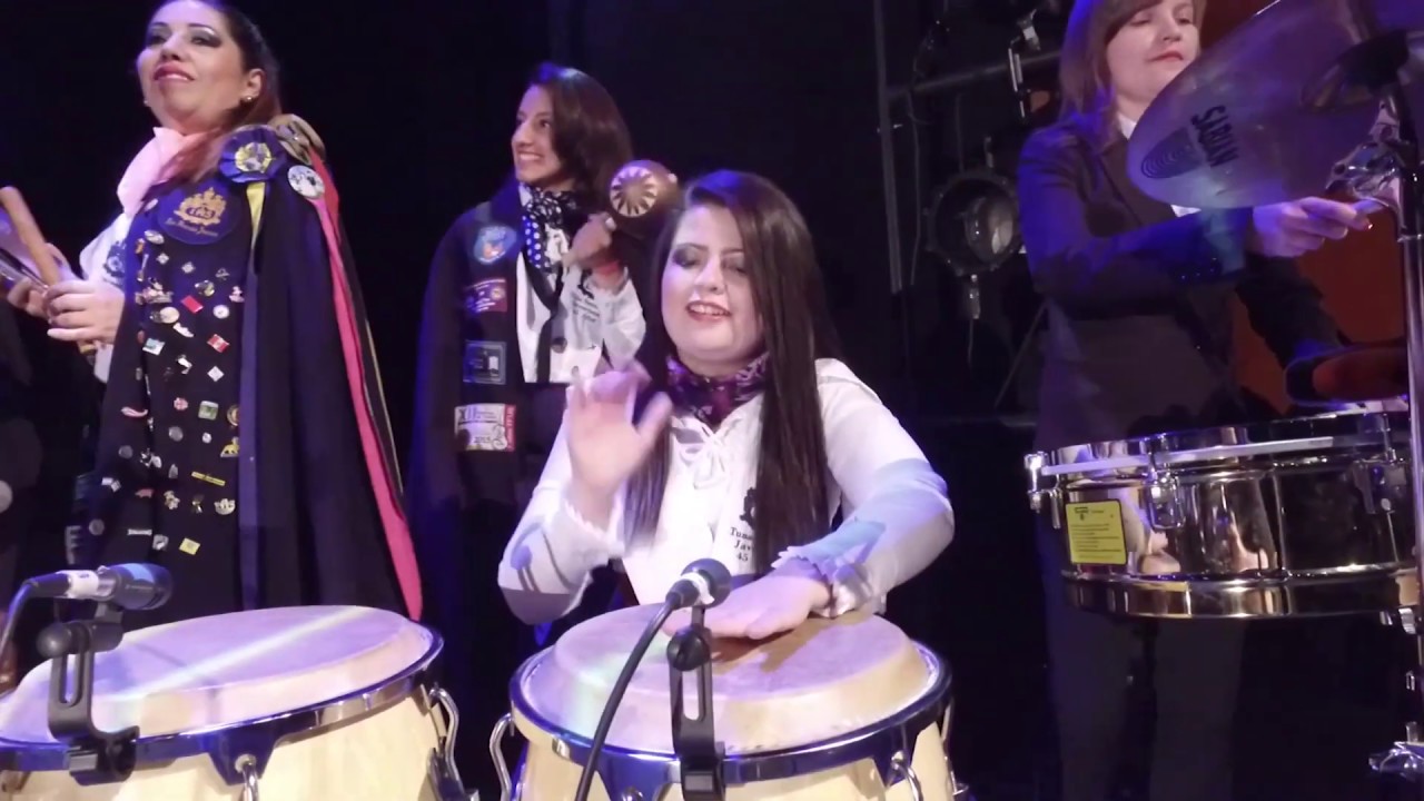 Homenaje de la Tuna Femenina Javeriana al "Joe"