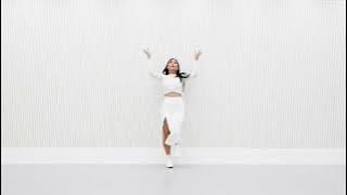 Gfriend Apple dance mirror (Lisa Rhee)