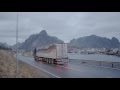 På vakre Lofoten må lastebilsjåføren kjempe mot ekstreme værforhold (Drivers World)