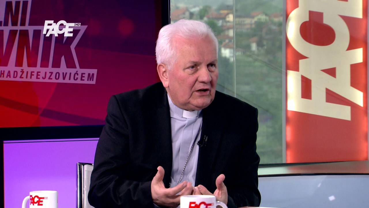 Biskup Komarica u CD-u: Dodik ne zna da u Banjoj Luci žive mrtvaci!