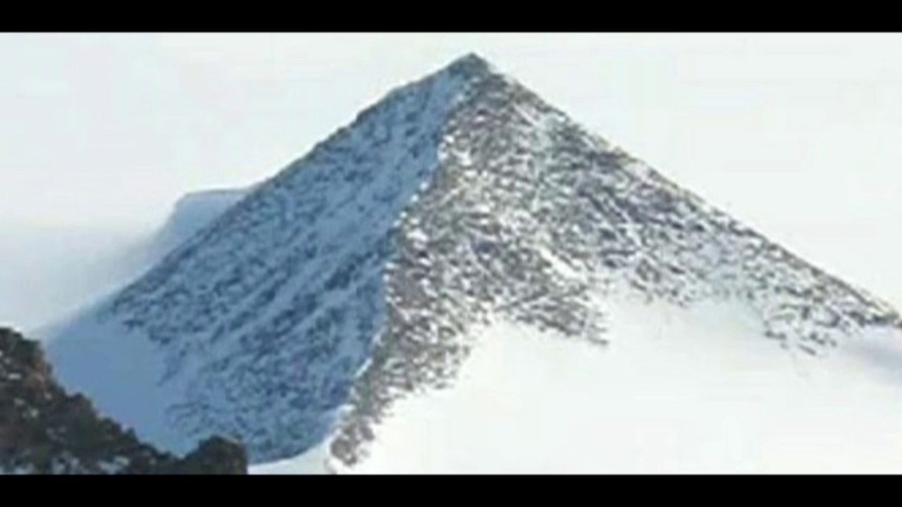 antarctique pyramide