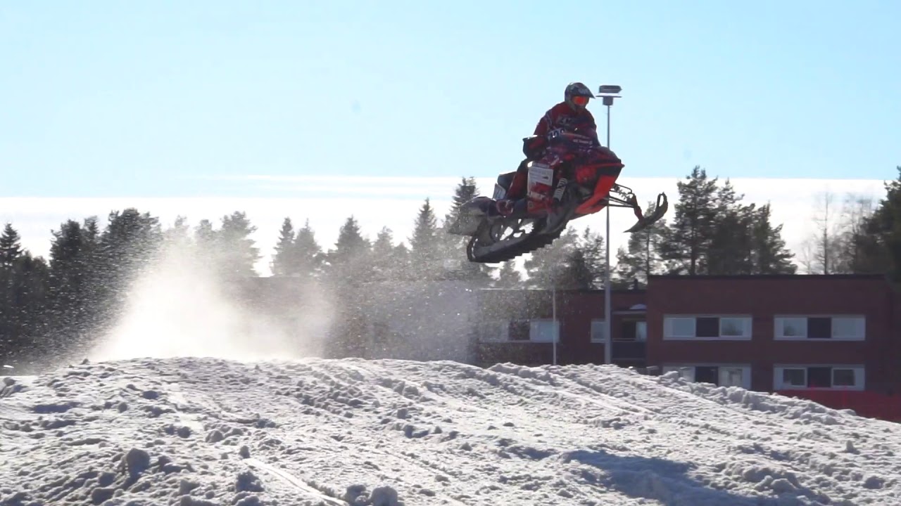 Joonas Keskiaho - Lumikenttien kutsu snowcross