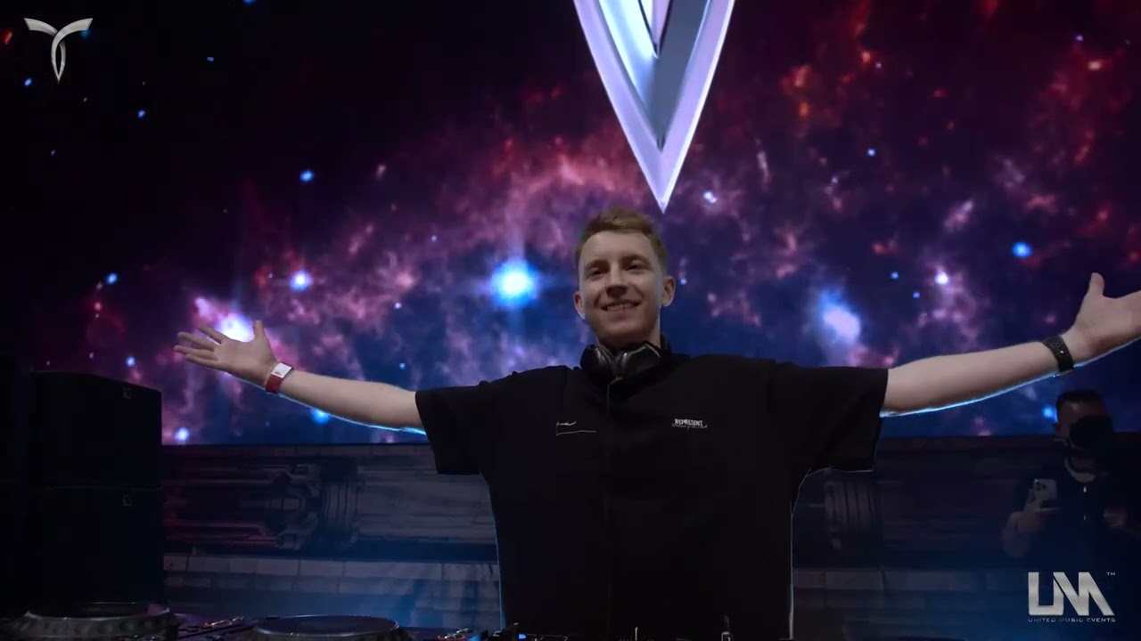 Watch Daxson - Intuition @ Transmission Prague 2024 on YouTube Watch Daxson - Intuition @ Transmission Prague 2024 on YouTube